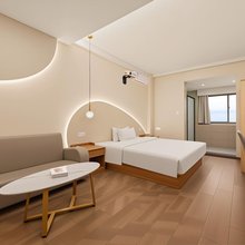Whisper Cloud 听云漫舍(泉州中骏世界城海峡体育中心店)