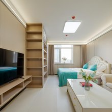 海中金公寓式酒店(大连中山广场民主店)