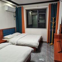 栾川银博山庄民宿(伏牛山滑雪度假乐园店)