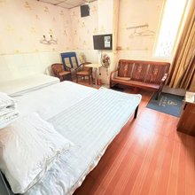 阳光旅馆