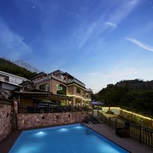 花筑·莫干山云迹坡温泉美墅(后坞换乘中心店)