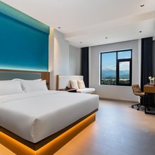 瑞丽梦斯雅酒店