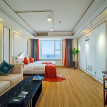 海澜湾民宿(大连火车站中山广场店)