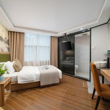 深圳珺临酒店(民治地铁站深圳北站店)