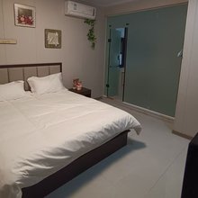 依之恋民宿(开封火车站店)