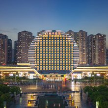 桔子酒店(亳州南湖公园宝龙广场店)