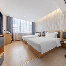 云上四季酒店(昆明拓东体育馆延安医院店)