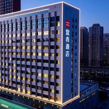 宜尚酒店(沈阳北一路万达广场沈阳站店)