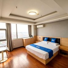 轻住·今世缘宾馆(南通万达广场曙光地铁站店)