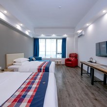 追梦民宿(柳州工学院店)