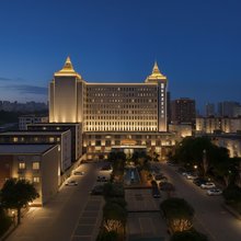 格林缦旅大酒店(八一广场一附院店)