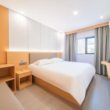青季MINI酒店(上海顾村公园顾太路店)