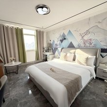 蓝湾假日民宿(无锡新地假日广场新光路地铁站店)