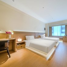 熙景望月酒店(西安曲江创意谷西北妇女儿童医院店)