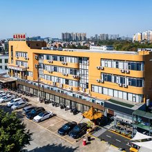 机寓CLUB公馆(广州长隆店)