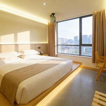 云韵雅筑(临沧一中店)