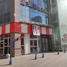 陇凤巢足浴酒店