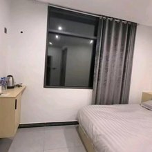 潇隆酒店