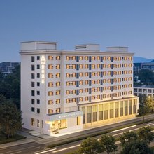 武汉湖北省博物馆东湖路亚朵酒店
