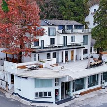 杭州岫云山房民宿(临安指南村店)
