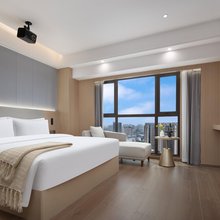 铭诚国际酒店(长沙万家丽广场芙蓉区政府地铁站店)