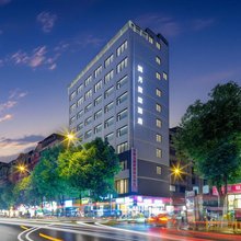 洲月美濠酒店(宁波路国贸购物中心店)