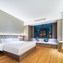 湖州季安商务宾馆(织里吾悦广场店)