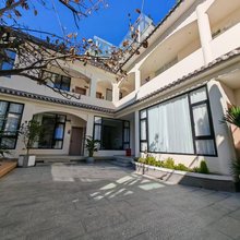 一念山涧·中古风设计民宿(大理才村洱海生态廊道店)
