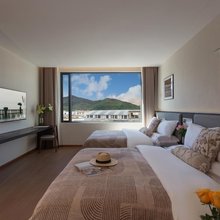 云塔观岚丨270°环幕揽景Snow Lodge·日照金山·藏式供氧暖居美宿
