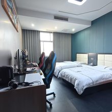 铂曼电竞酒店