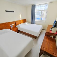 北京锦绣年华宾馆(解放军总医院第四医学中心花园桥地铁站店)