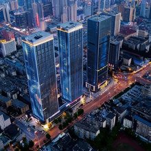 云玺高空江景酒店(五一广场培元桥地铁站店)