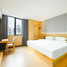 龙海璞云X酒店(角美动车站店)