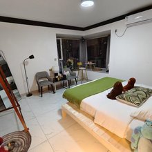重庆Him青年客栈(解放碑洪崖洞店)