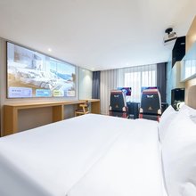 亦爱·电竞酒店(红旗河沟地铁站店)