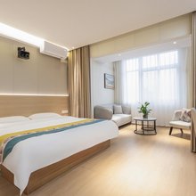 锦上轻居酒店(安阳高铁东站站前广场迎宾公园店)