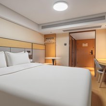 蓝悦酒店(北京纪家庙地铁站店)