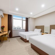 蓝领公寓(华北集团地铁站店)