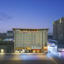 格林东方酒店(苏州园区博览中心阳澄湖联合广场店)