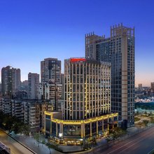 武汉天地汉口江滩希尔顿欢朋酒店