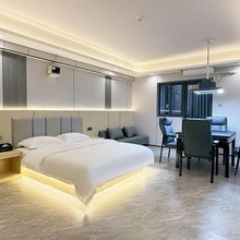 季风国际公寓(小洞邻里中心合成广场店)
