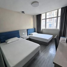 和沐霖电竞酒店(南通海门汽车客运站店)