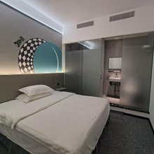 爱之旅酒店(海南省人民医院店)