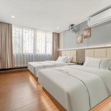 雅舍小栈(一德路地铁站店)