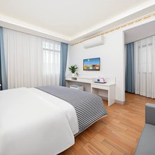 南宁逸城酒店(广西大学东门广西工业职业技术学院店)
