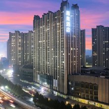洛阳雨果酒店(火车站王城公园地铁站店)