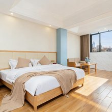 海口日光海岸酒店(美苑路第四中学高中部店)