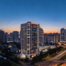 云畔影视民宿(安阳高铁东站站前广场迎宾公园店)