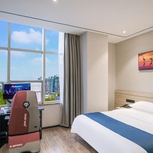 岚海电竞酒店(眉山远景楼店)