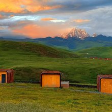 见山·半山木屋